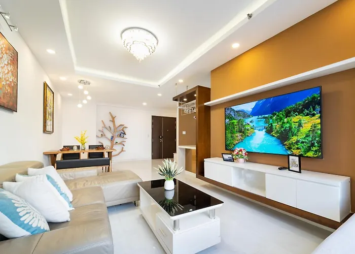 2Br-Vibrant Home-Sunrise North-D7-Hana\'S Apart