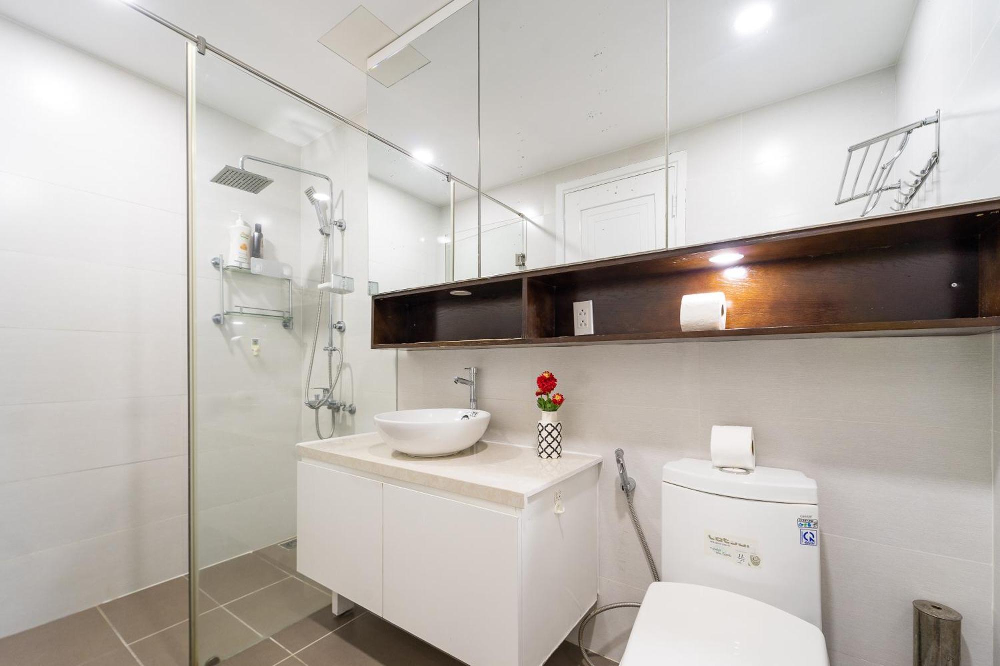 2br-vibrant Home-sunrise North-d7-hana's Apartment *